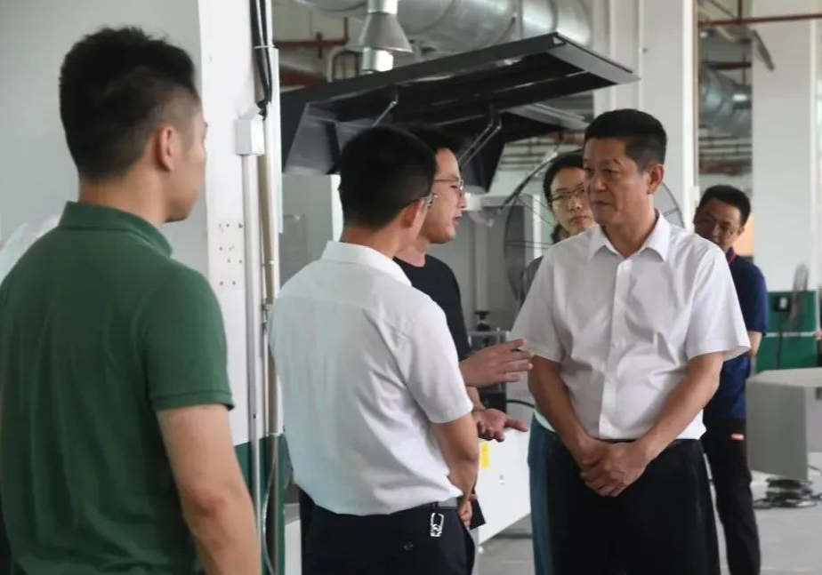 泉港区委主要领导带队调研内外贸高质量发展工作
